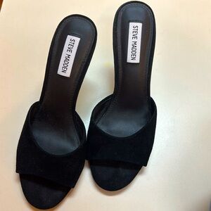 STEVE MADDEN Syrah heels - suede Size 8